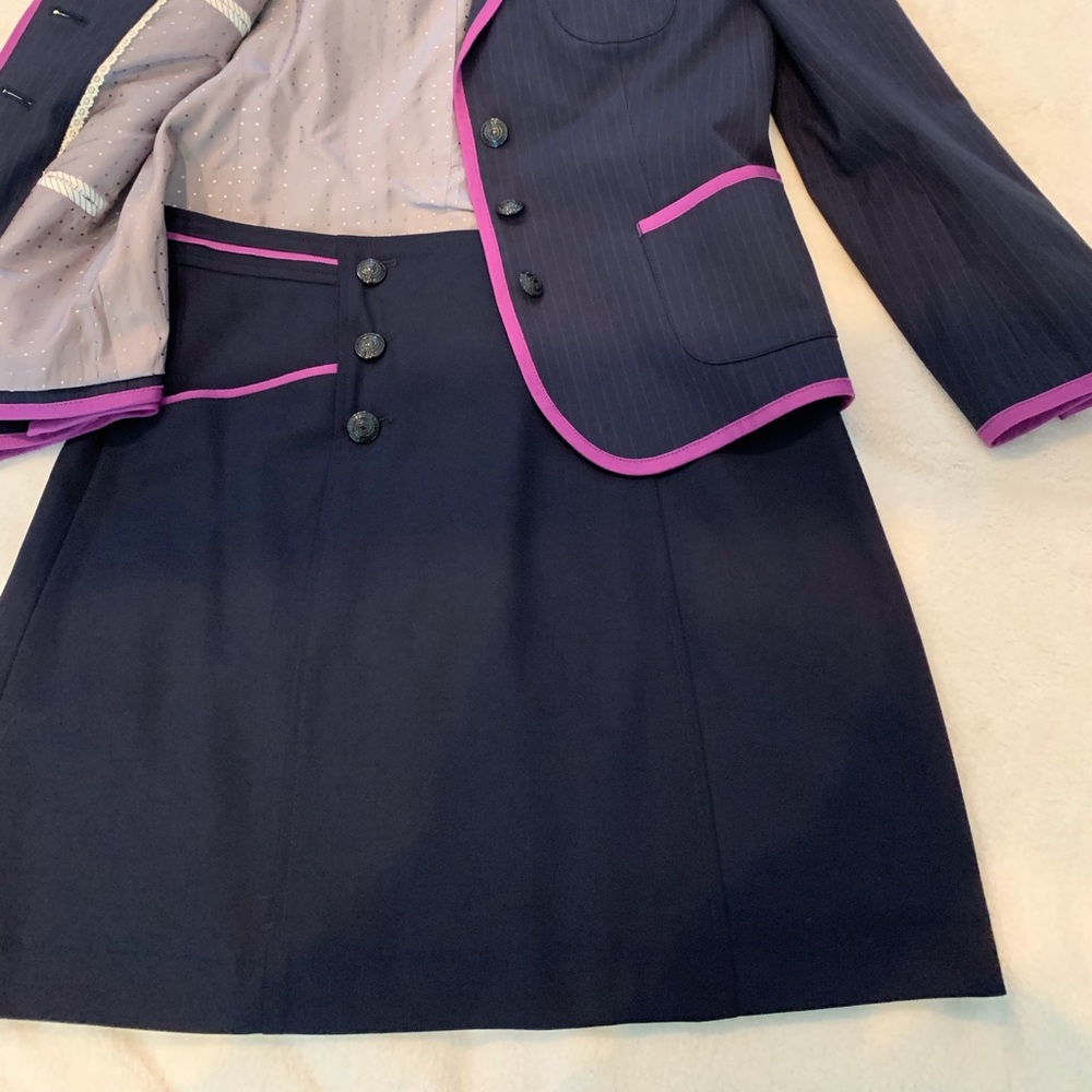 Brooks Brothers Red Fleece Navy Skirt with Purple Trim, size 6, NWOT.